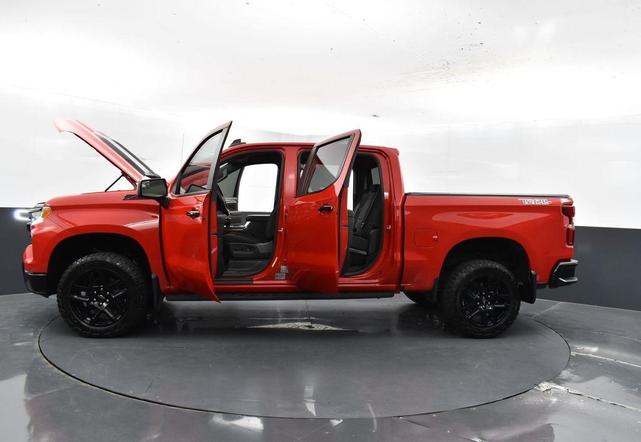 Photo of 2023 Red Hot Chevrolet Silverado 1500