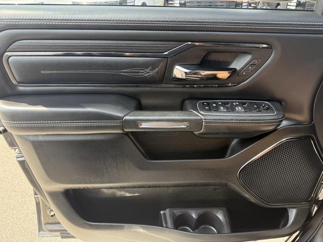 Photo of 2022 Granite Crystal Metallic Clearcoat RAM 1500