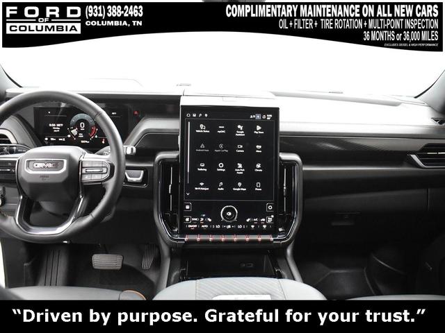 Photo of 2025 Summit White GMC Yukon