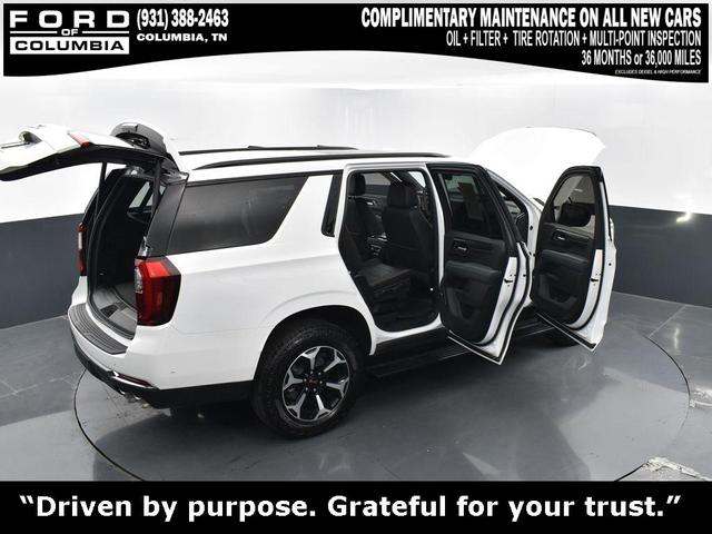 Photo of 2025 Summit White GMC Yukon