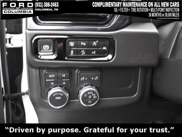 Photo of 2025 Summit White GMC Yukon