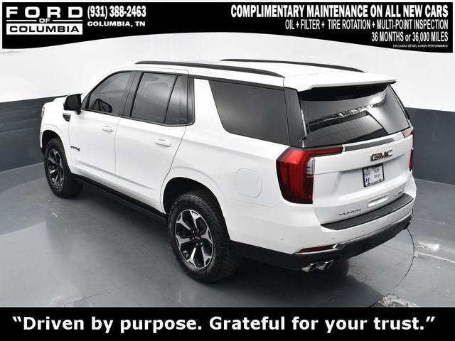 Photo of 2025 Summit White GMC Yukon