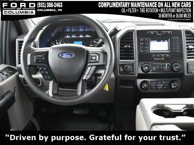 Photo of 2022 Oxford White Ford F-350
