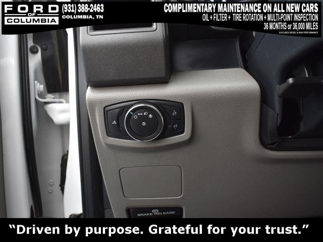 Photo of 2022 Oxford White Ford F-350