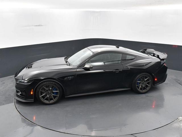 Photo of 2025 Shadow Black Ford Mustang