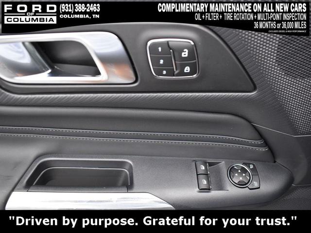 Photo of 2025 Carbonized Gray Metallic Ford Mustang