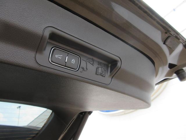Photo of 2025 Agate Black Metallic Ford Explorer