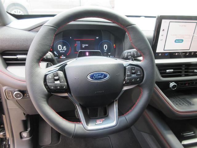 Photo of 2025 Agate Black Metallic Ford Explorer