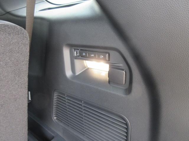 Photo of 2025 Agate Black Metallic Ford Explorer