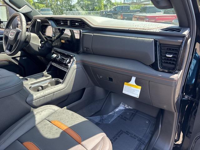 Photo of 2025 Onyx Black GMC Sierra 2500
