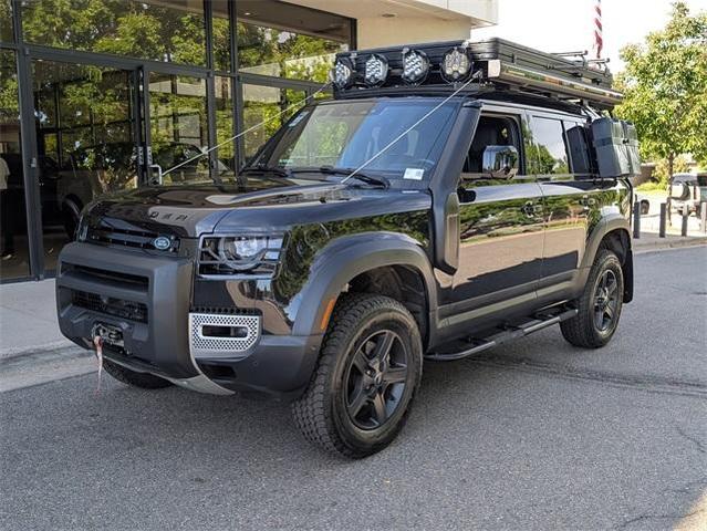 Photo of 2023 Santorini Black Land Rover Defender