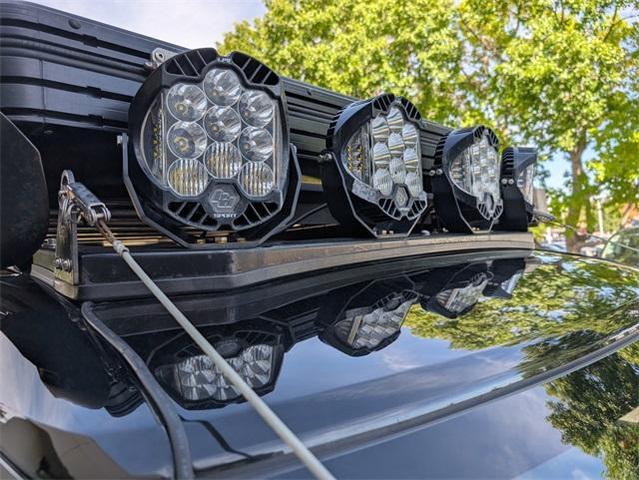 Photo of 2023 Santorini Black Land Rover Defender