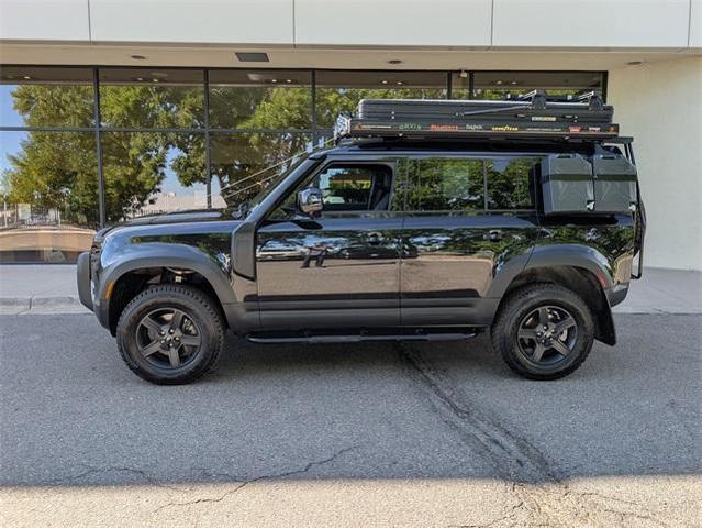 Photo of 2023 Santorini Black Land Rover Defender