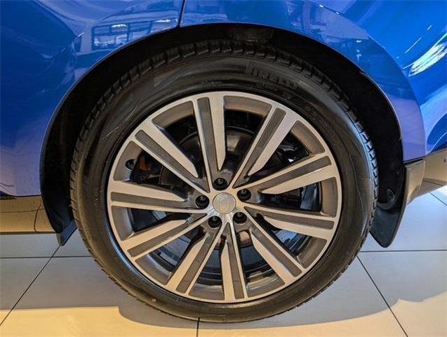 Photo of 2025 Velocity Blue In Gloss Finish Land Rover Range Rover