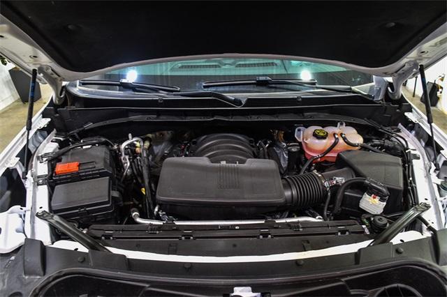 Photo of 2024 Summit White GMC Yukon XL