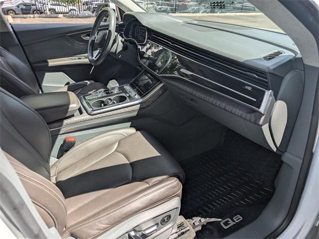 Photo of 2020 Glacier White Metallic Audi Q8