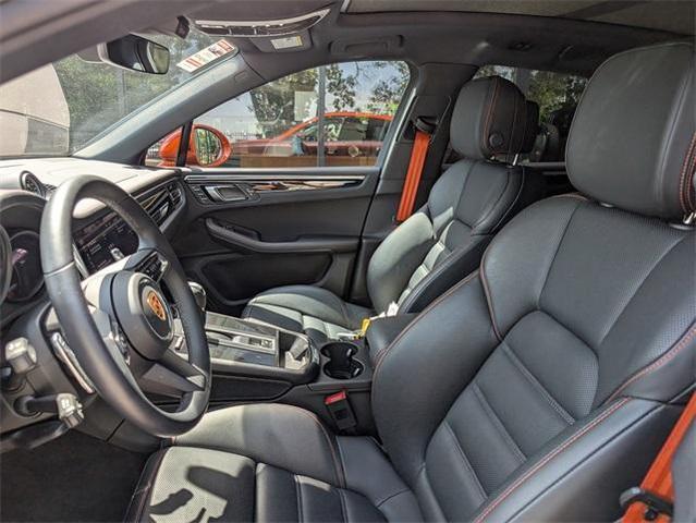 Photo of 2023 Papaya Metallic Porsche Macan