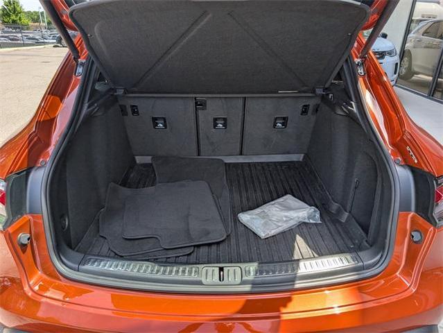 Photo of 2023 Papaya Metallic Porsche Macan