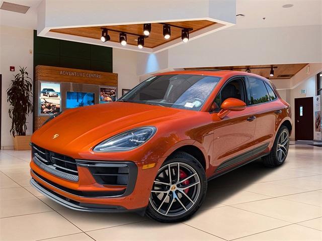 Photo of 2023 Papaya Metallic Porsche Macan