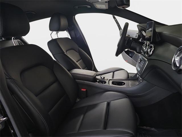 Photo of 2019 Midnight Black Mercedes-Benz GLA 250