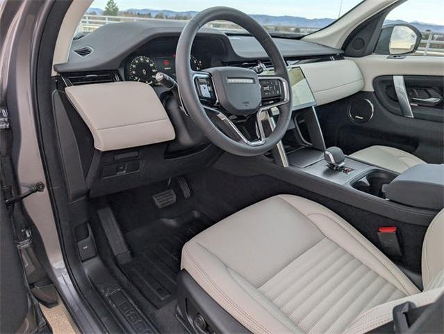 Photo of 2025 Eiger Grey Land Rover Discovery Sport