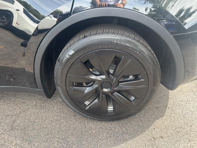 Photo of 2024 Black Tesla Model Y