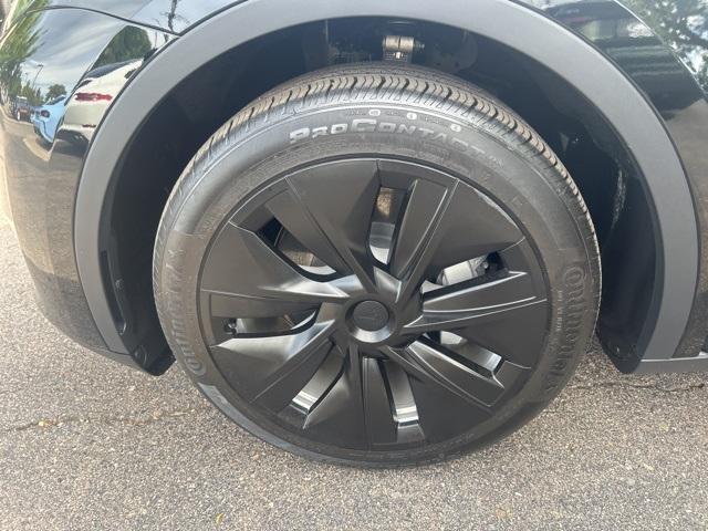 Photo of 2024 Black Tesla Model Y