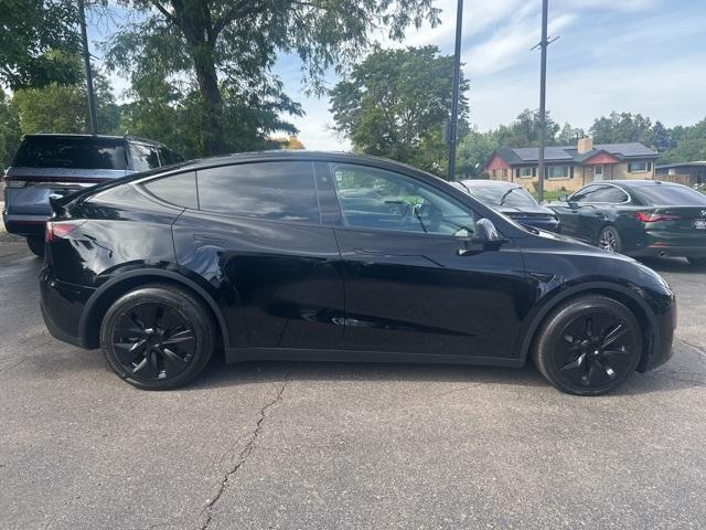 Photo of 2024 Black Tesla Model Y