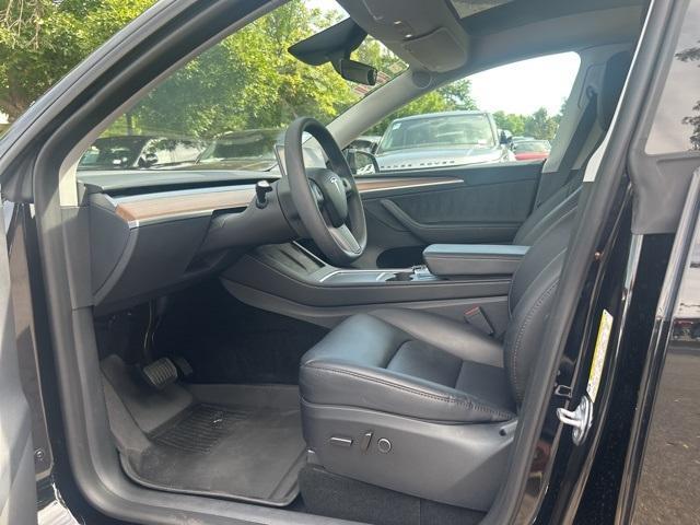 Photo of 2024 Black Tesla Model Y