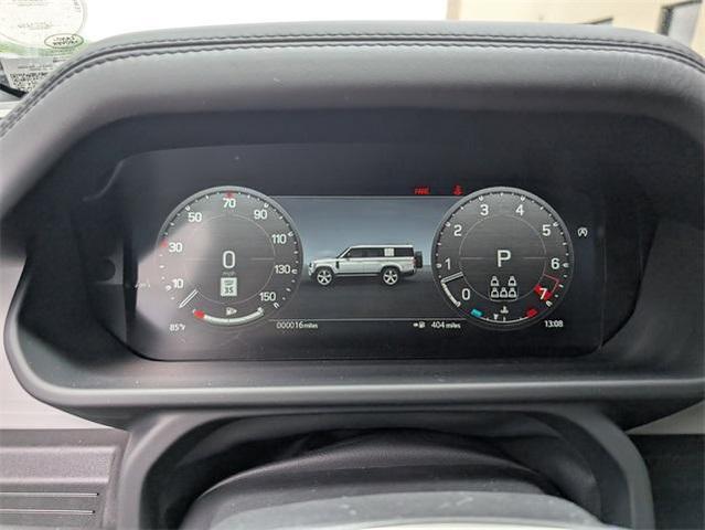 Photo of 2025 Fuji White Land Rover Defender
