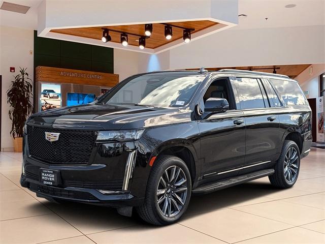 2023 Cadillac Escalade Esv