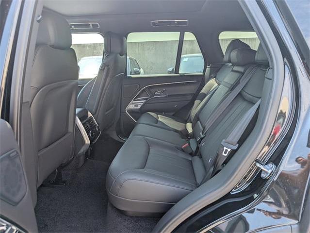 Photo of 2025 Santorini Black Land Rover Range Rover