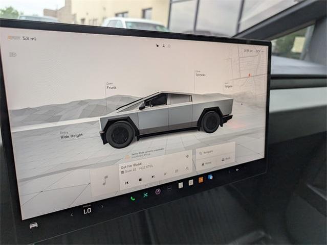 Photo of 2024 Stainless Steel Tesla Cybertruck