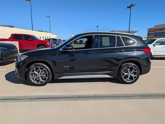 Photo of 2018 Black Sapphire Metallic BMW X1