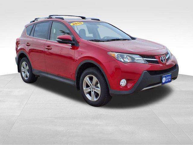 Photo of 2015 Red Toyota RAV4