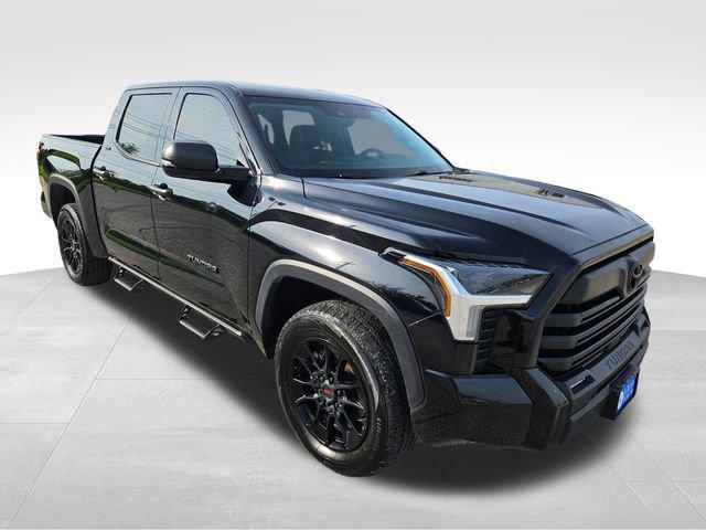 Photo of 2023 Midnight Black Metallic Toyota Tundra