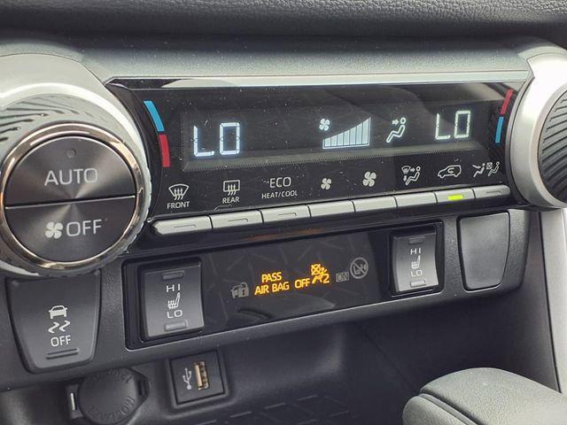 Photo of 2025 Ice Cap Toyota RAV4 Hybrid