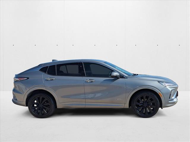 Photo of 2024 Moonstone Gray Metallic Buick Envista