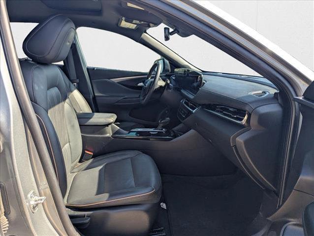 Photo of 2024 Moonstone Gray Metallic Buick Envista