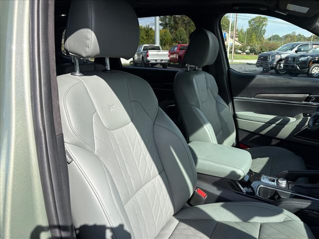 Photo of 2024 Jungle Green Kia Telluride