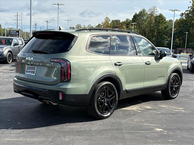 Photo of 2024 Jungle Green Kia Telluride