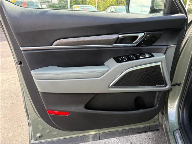Photo of 2024 Jungle Green Kia Telluride
