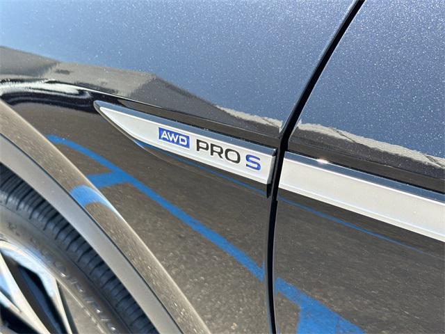 Photo of 2023 Deep Black Pearl Volkswagen ID.4