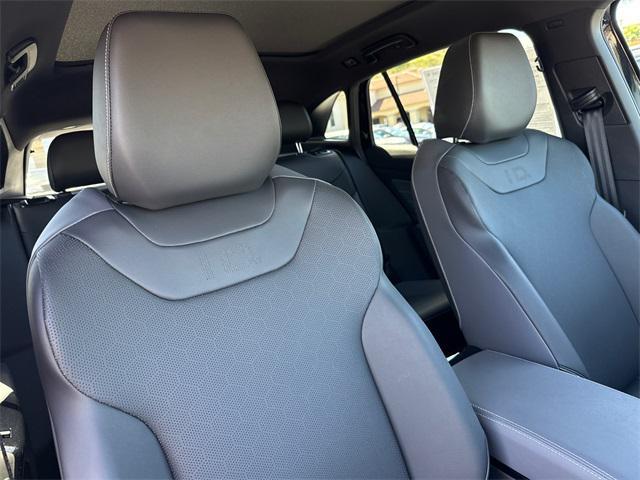 Photo of 2023 Deep Black Pearl Volkswagen ID.4