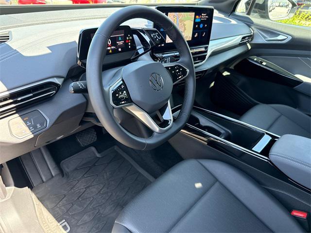 Photo of 2023 Deep Black Pearl Volkswagen ID.4