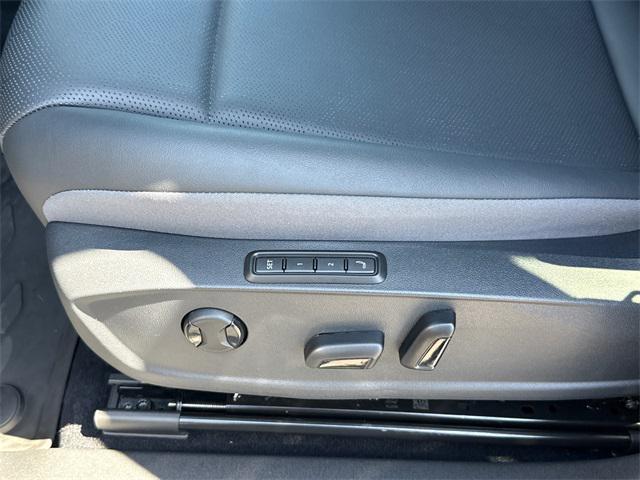 Photo of 2023 Deep Black Pearl Volkswagen ID.4