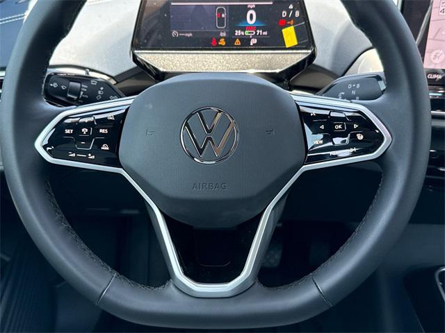 Photo of 2025 Deep Black Volkswagen ID.4