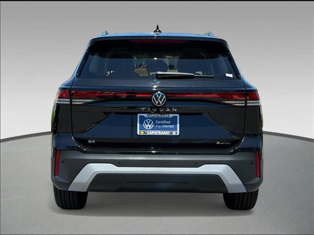 Photo of 2025 Deep Black Pearl Volkswagen Tiguan