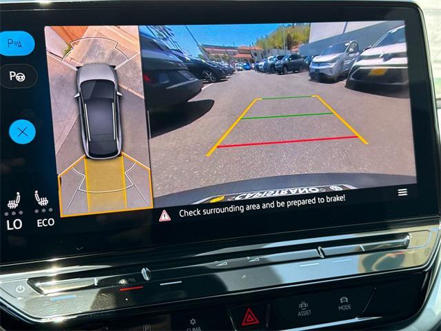 Photo of 2023 Pure Gray w/Black Roof Volkswagen ID.4