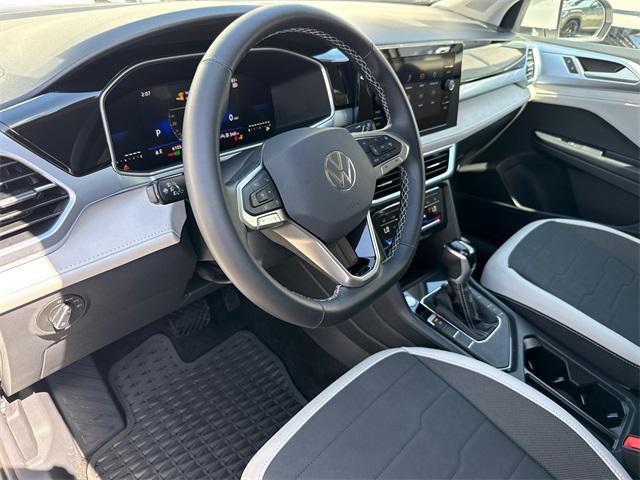 Photo of 2025 Pure White Volkswagen Taos